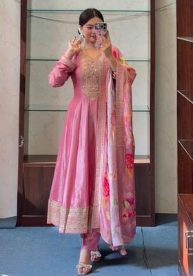 Pink Embroidery Silk Blend Kurta Sets