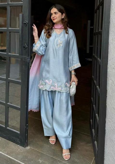 Blue Embroidered Silk Blend Punjabi Suit